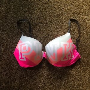 32D Victoria Secret Pink bra
